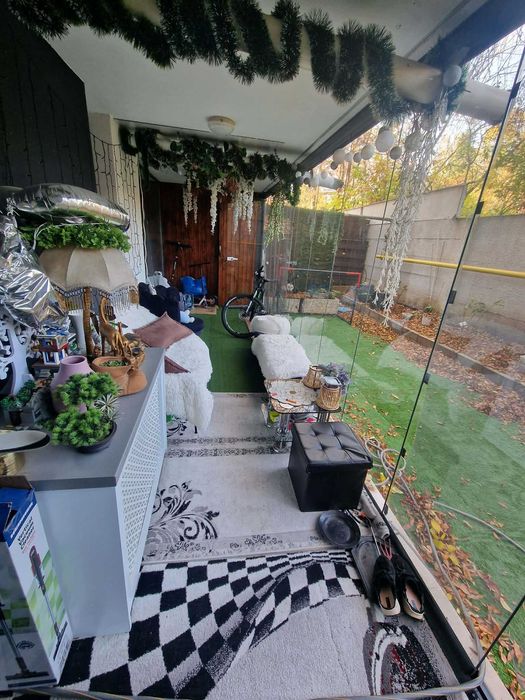 Proprietar vand apartament 2 camere cu grădină ,Pipera
185 000 EUR