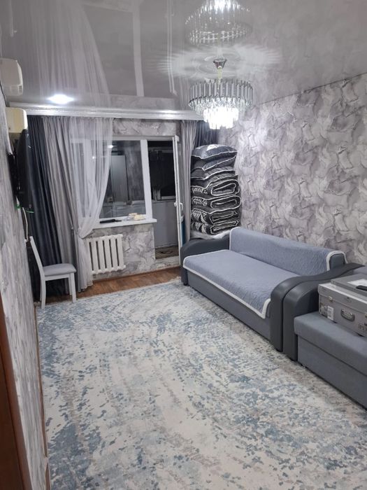 Срочно продам кв шестой мкрн г.Жезказган 5-ый этаж