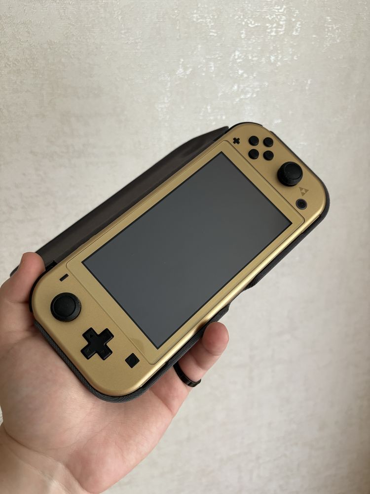 Nintendo Switch Lite – Hyrule Edition