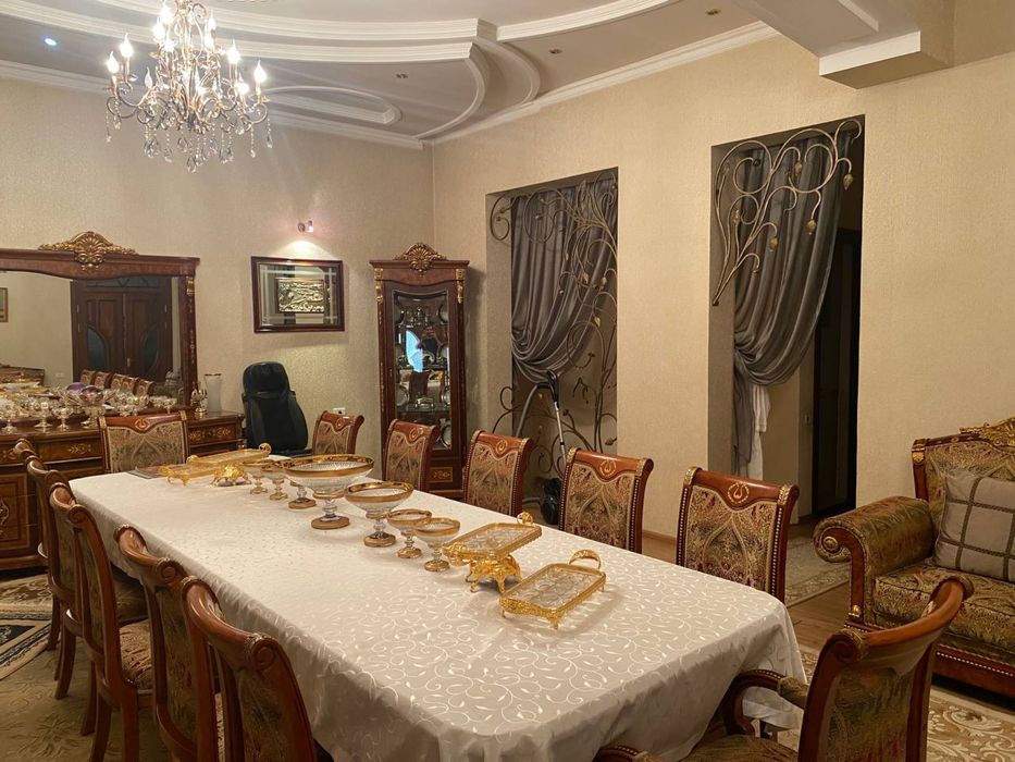 Срочно продаётся Юнусабад Уста Ширин 5 сот, 1,5 уровня 9 ком евро дом