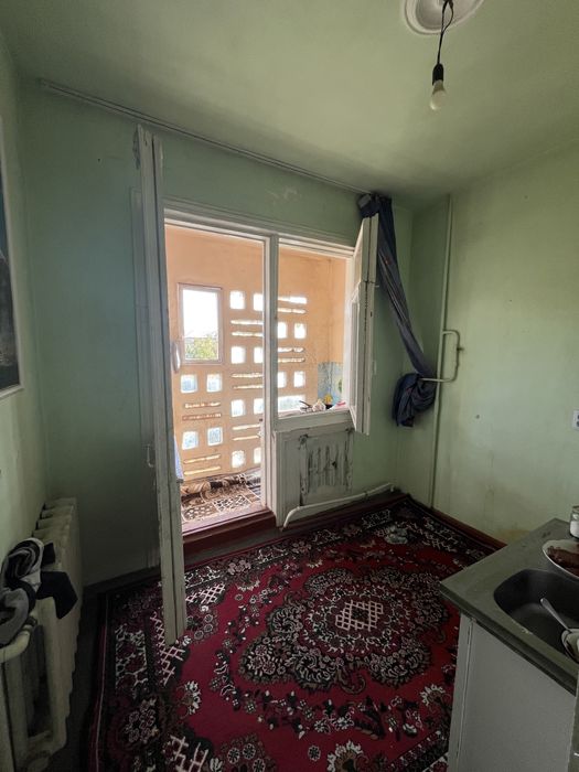 Продаётся квартира 1/4/4 в Алмазарском районе 2/4