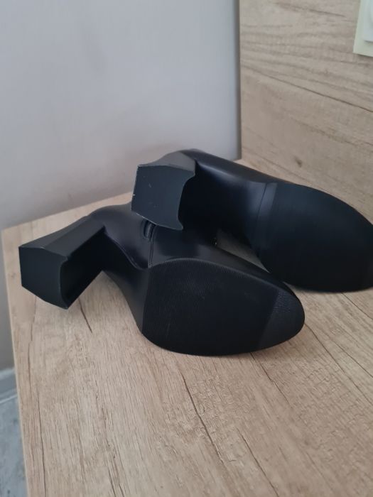 Черни боти 39 номер