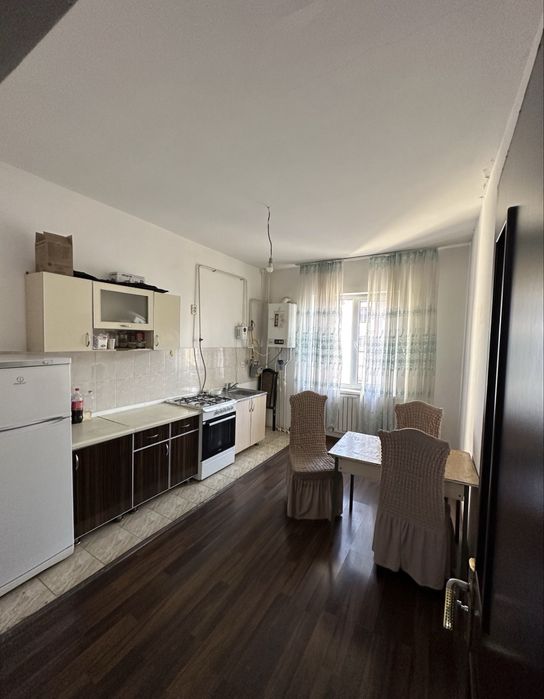 Сдается 4 ком ЖК Обод Макон Узбум. Полупустая квартира