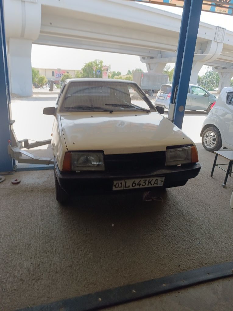 Lada samara 2108