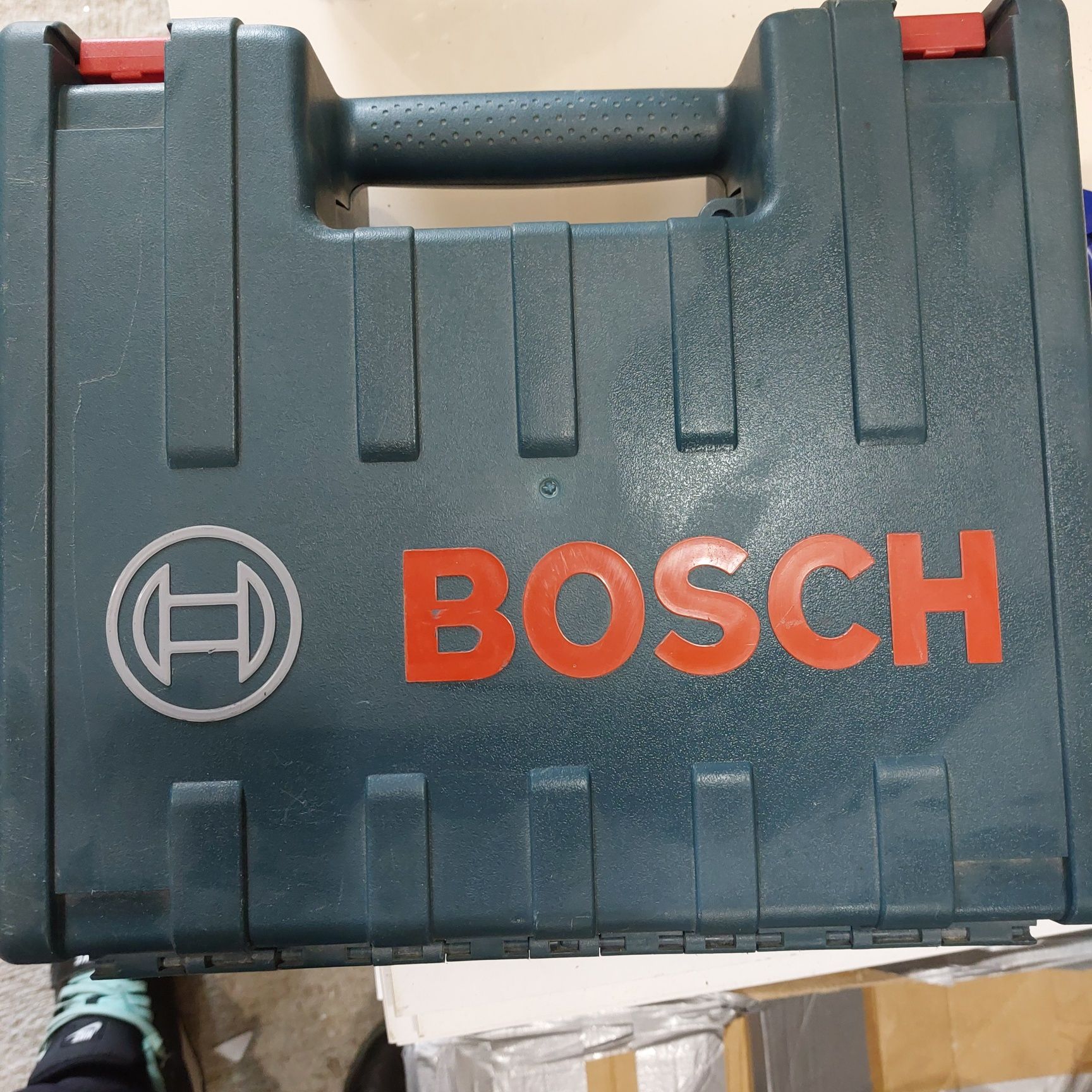 Bosch GCL 2-15G GreenLaser лазерен нивелир Зелен лъч Бош