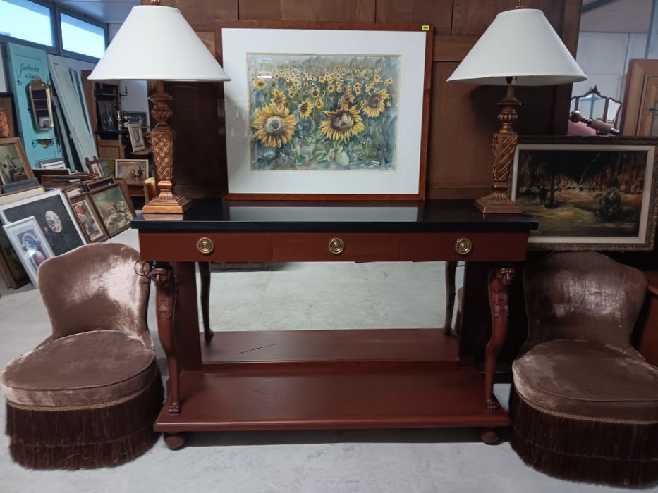 Конзолна маса - махагон и плот гранит