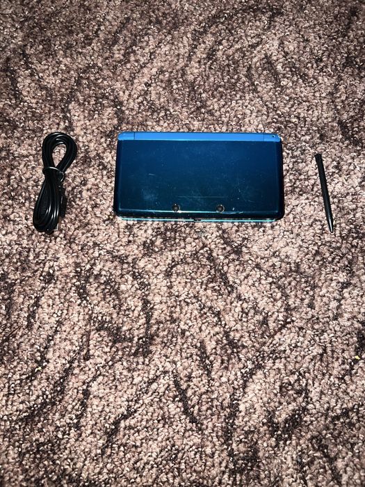 Nintendo 3ds aqua blue