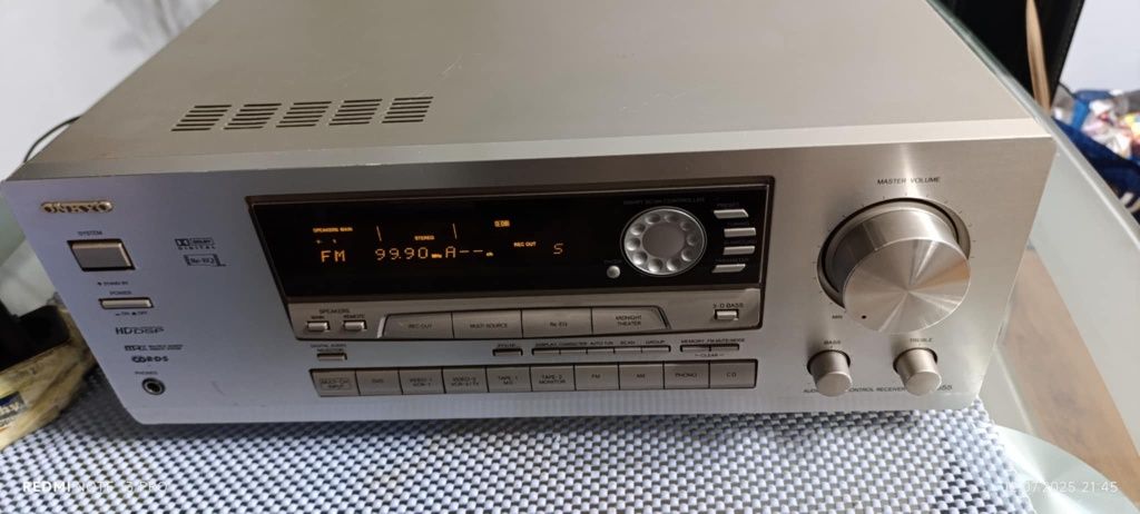 Receiver ONKYO TX-DS555