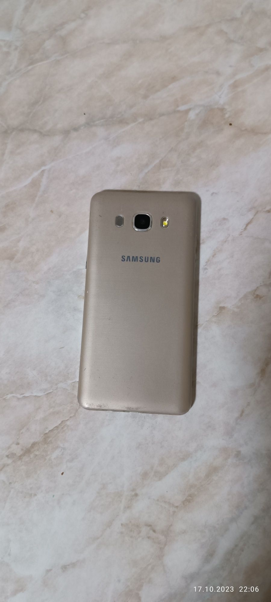 phone Samsung J 5