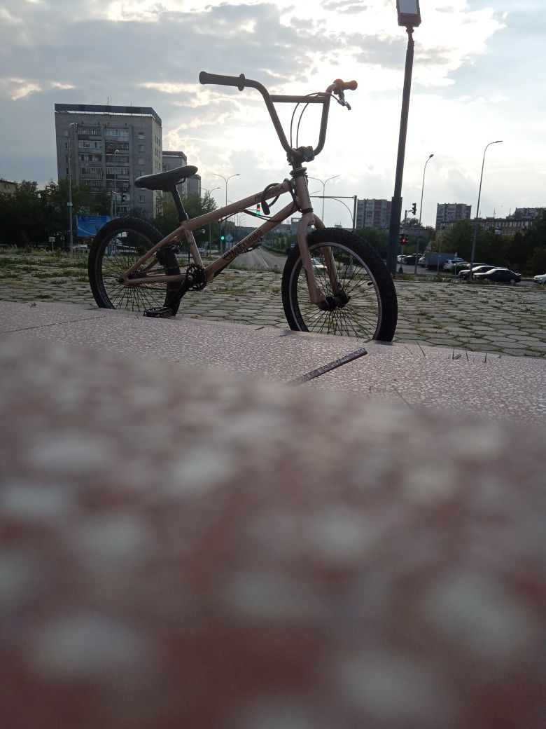 Велосипед BMX б/у