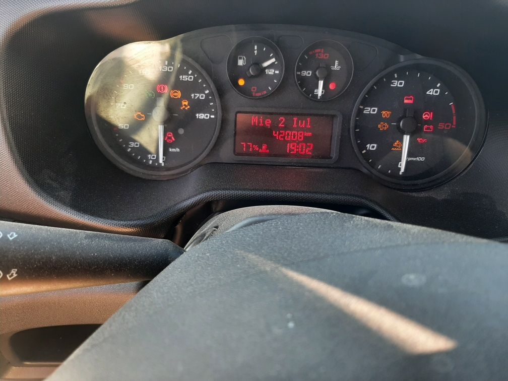 Autoutilitara IVECO