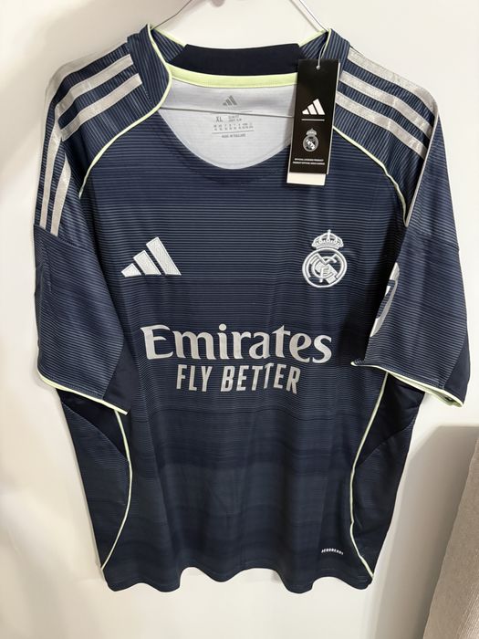 Tricou Bellingham Real Madrid away kit sezonul nou fotbal