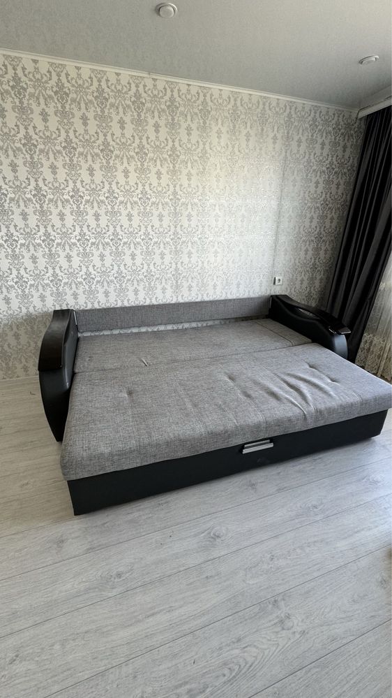 Продается диван. 40000