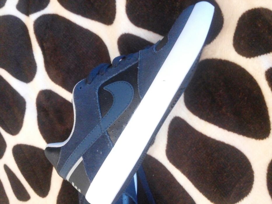 Adidasi Nike SB Delta Force, noi in cutie