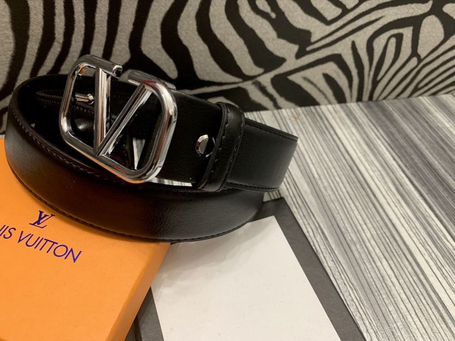 Curea VALENTINO-poze reale 100% piele naturală nu ecologică!MODEL UNIS