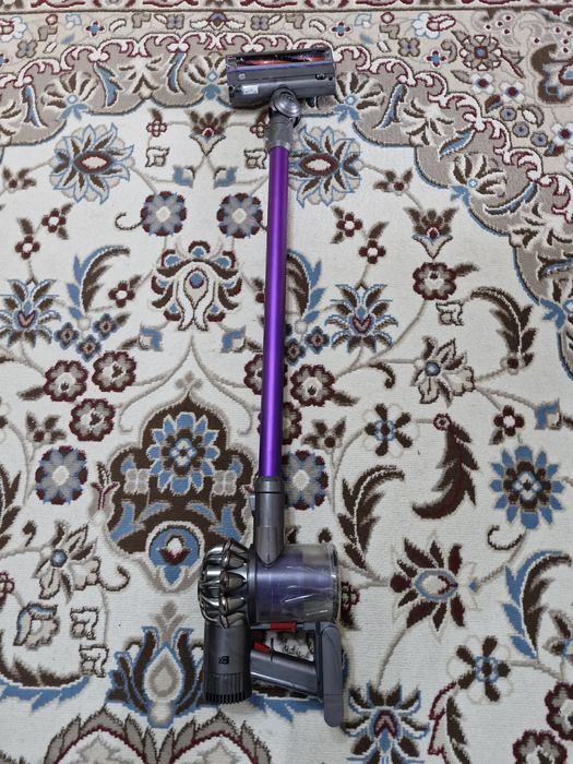 Продам пылесос Dyson