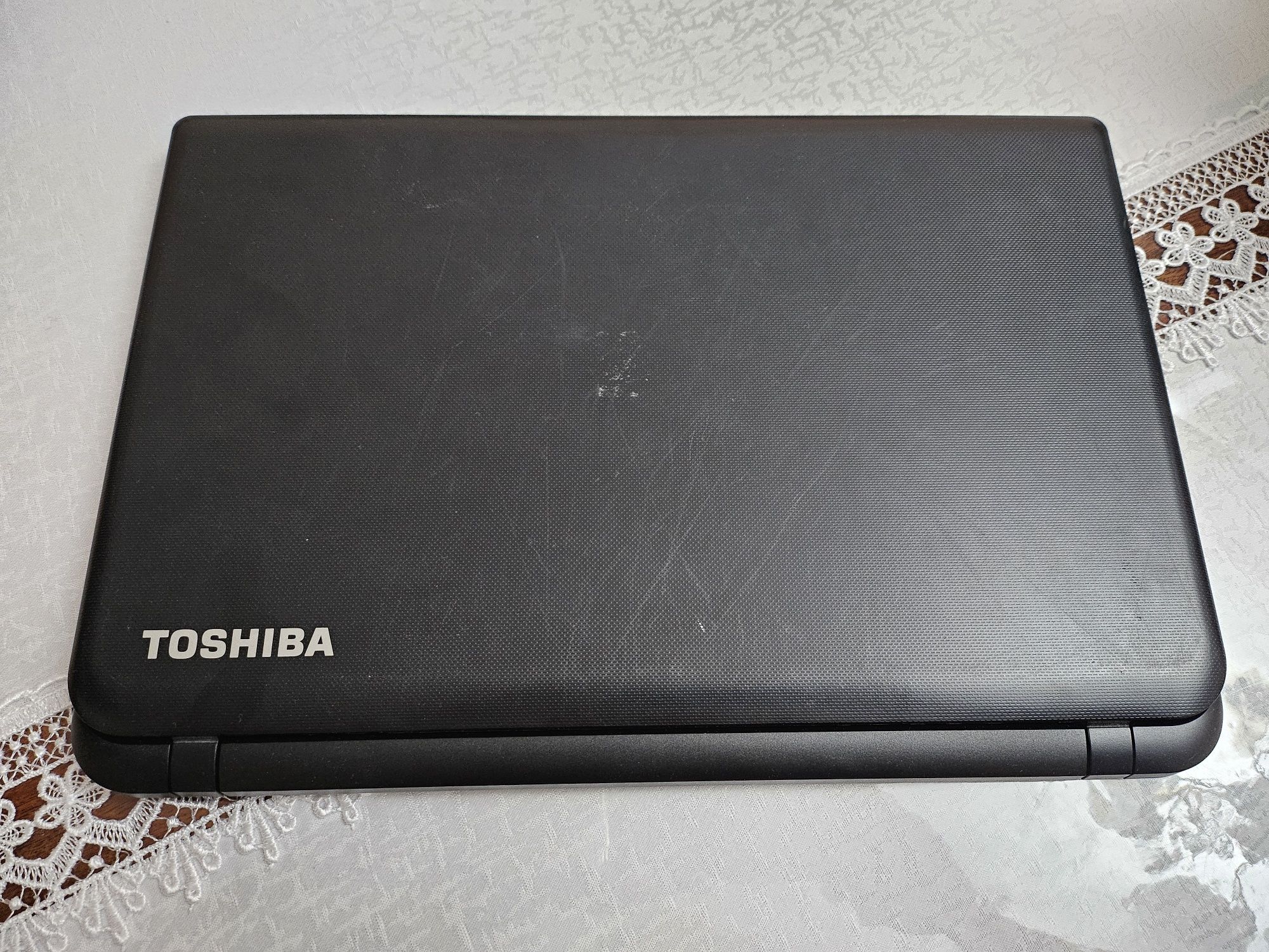 TOSHIBA Satellite C55-B5200