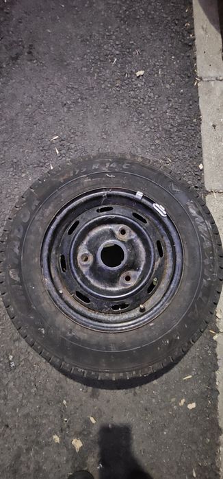 Vand roata Dacie 1300