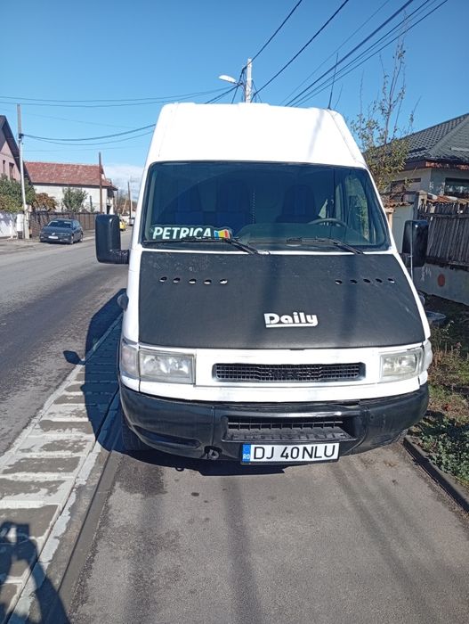 Transport marfa Iveco Daily 3, 5 tone din Craiova în toată țara