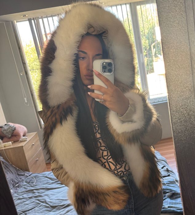 Зимно яке от естествен пух от лисица