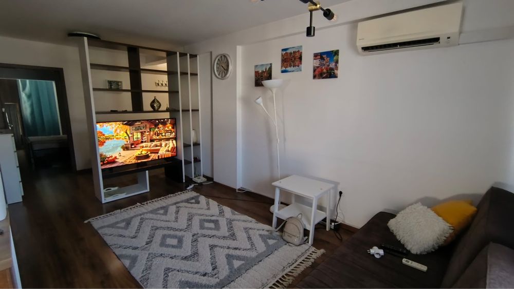 Pf inchiriez apartament 3 camere centru, Copou, Umf