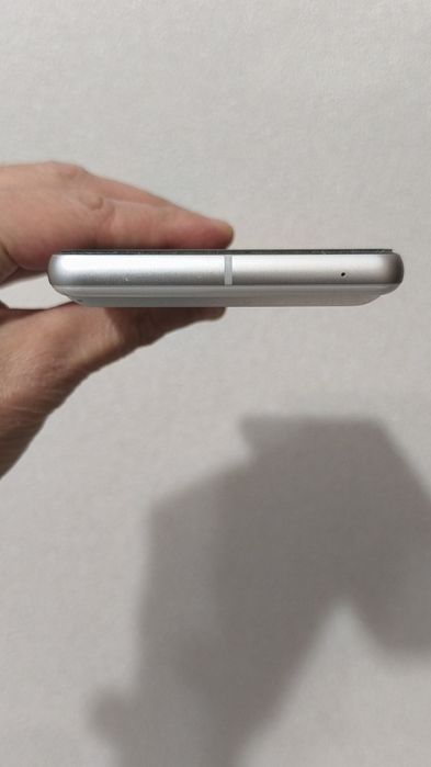 Продам Pixel 7 8/128