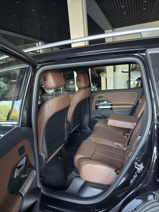 Mercedes-Benz  Eqb  260