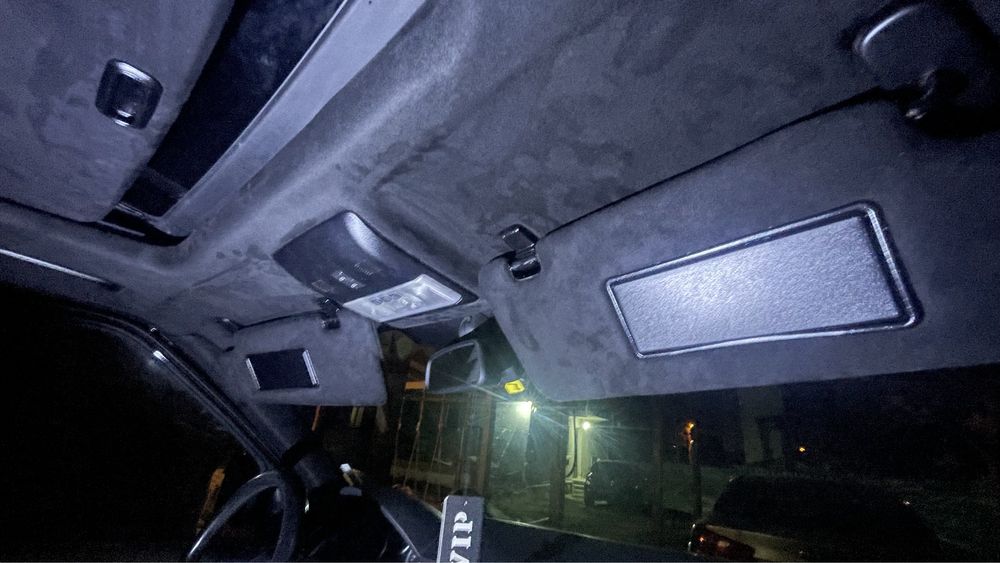 Претапициране на Автомобилни тавани и колонки София.