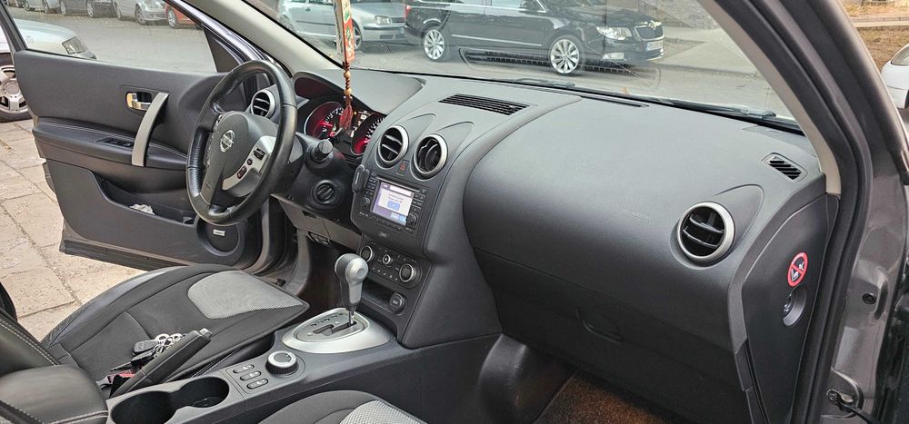 Nissan Qashqai +2 TECNA Facelift