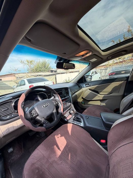 Kia Optima sotiladi