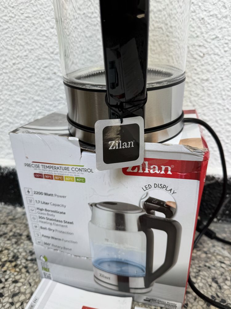 Стъклена Електрическа Кана - Zilan ZLN8955, 1.7л, 2200W, 360°, LED!