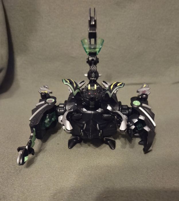 Bakugan Darkus Dharak Colosus