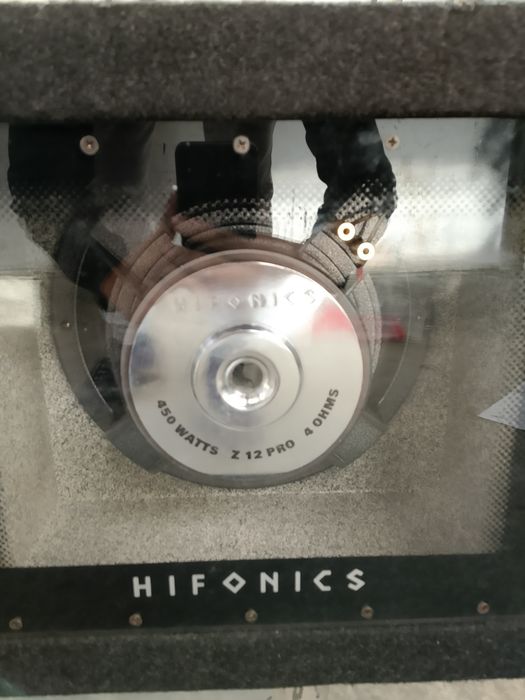 Бас каса Hifonics