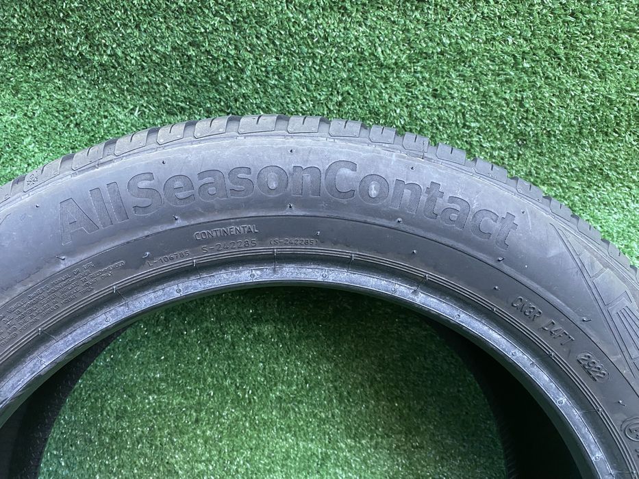 Anvelopa iarna vara Continental AllSeason Contact 215 55 R17 98V XL