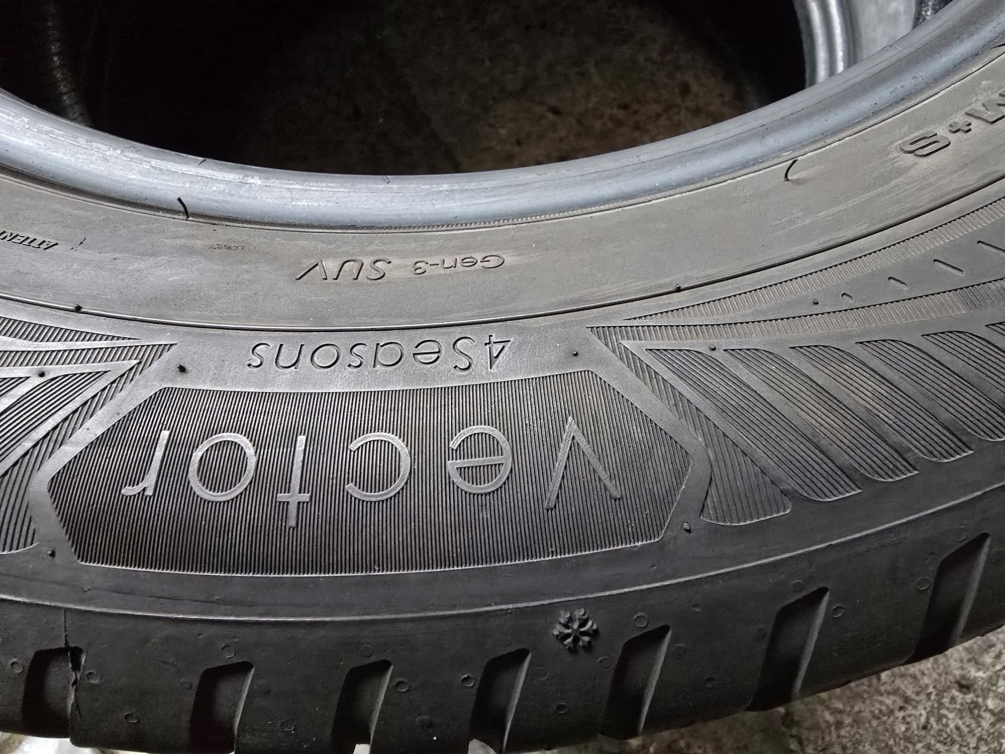 Goodyear 225/60 R17 103V MS all season