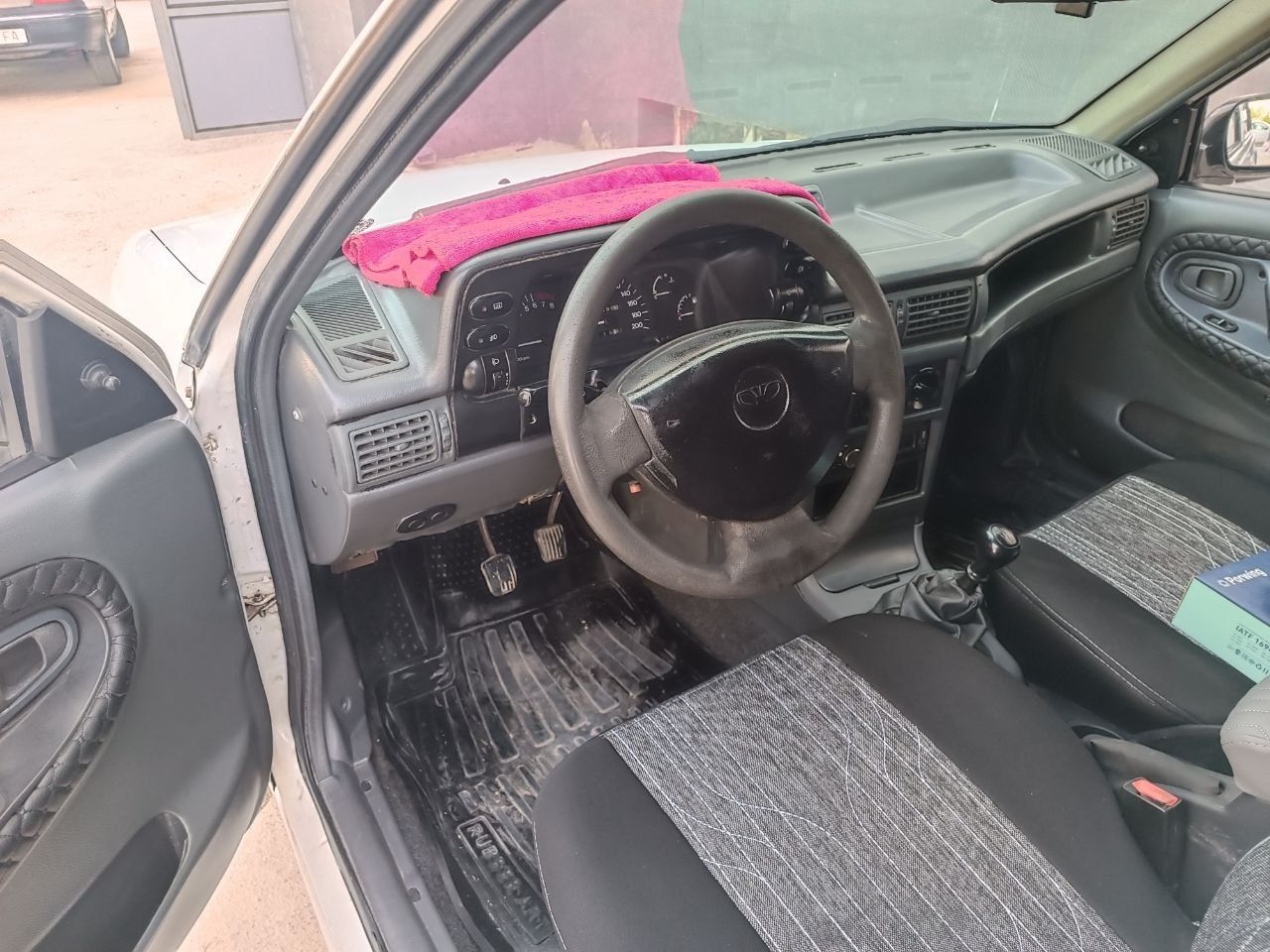 нехия 1 2007 й метан 100 л