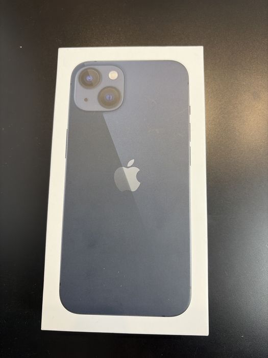 Продам Iphone 13