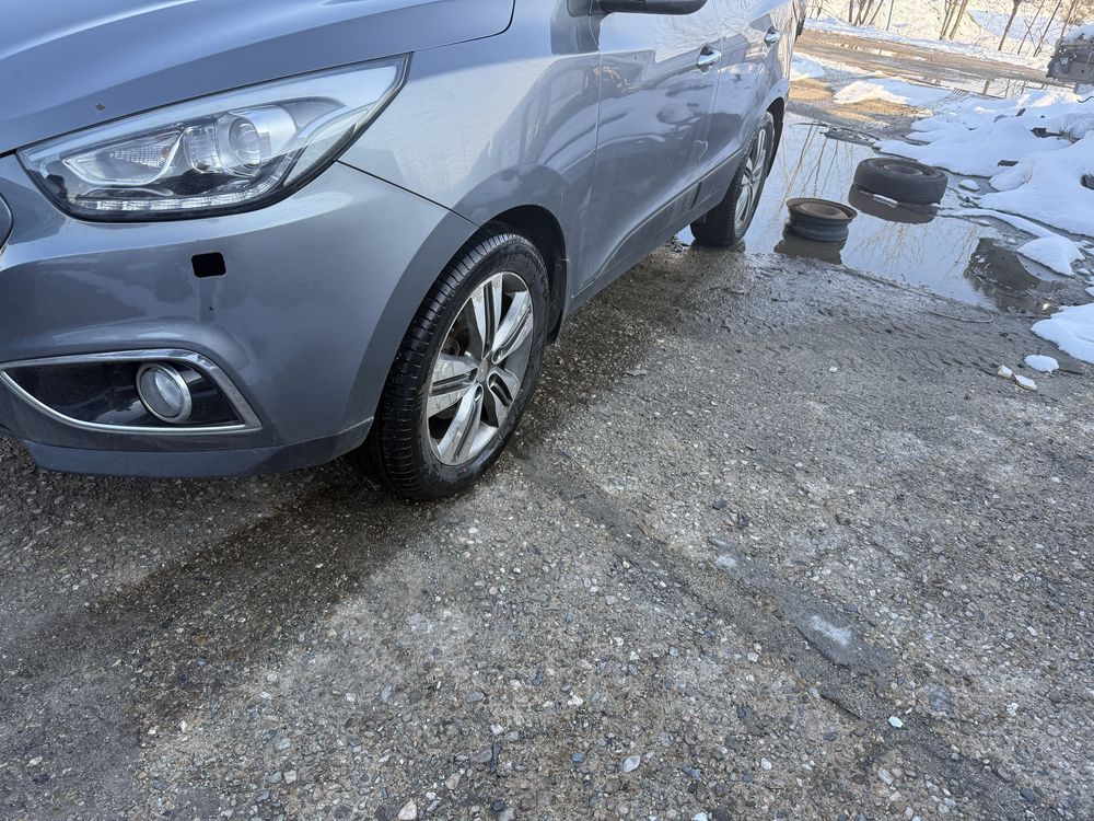 На части Hyundai IX35 2.0 crdi 1.7 crdi