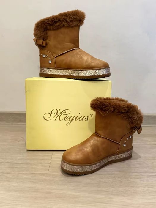 Дамски зимни боти