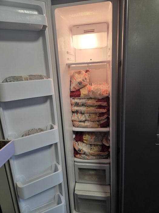 Хладилник самсунг