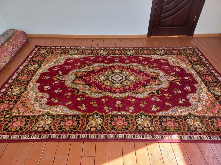 Ковер для интерьера .