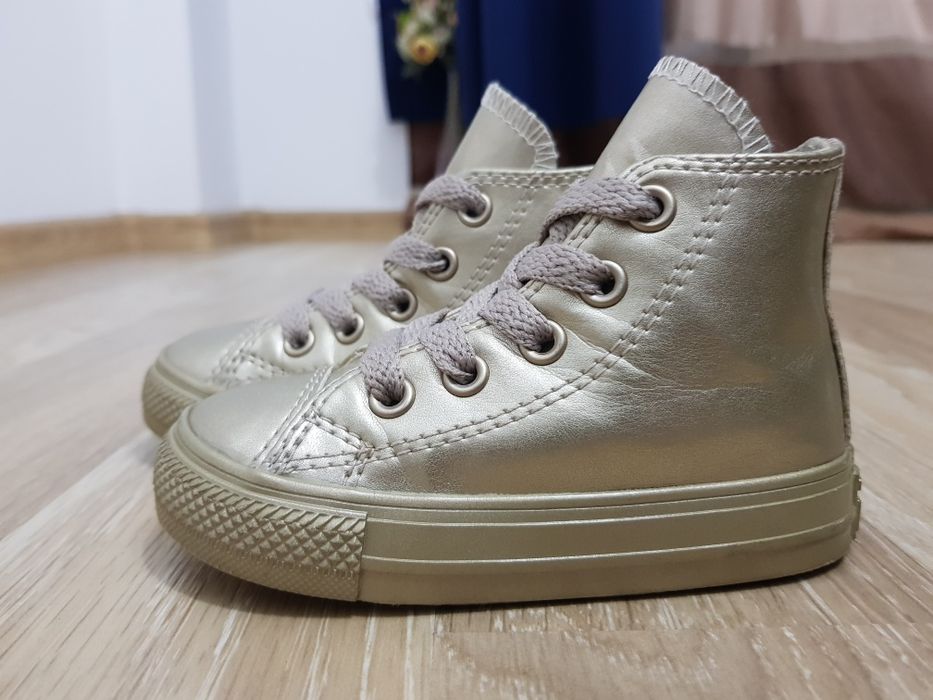 Adidasi Converse mărimea 21 nike