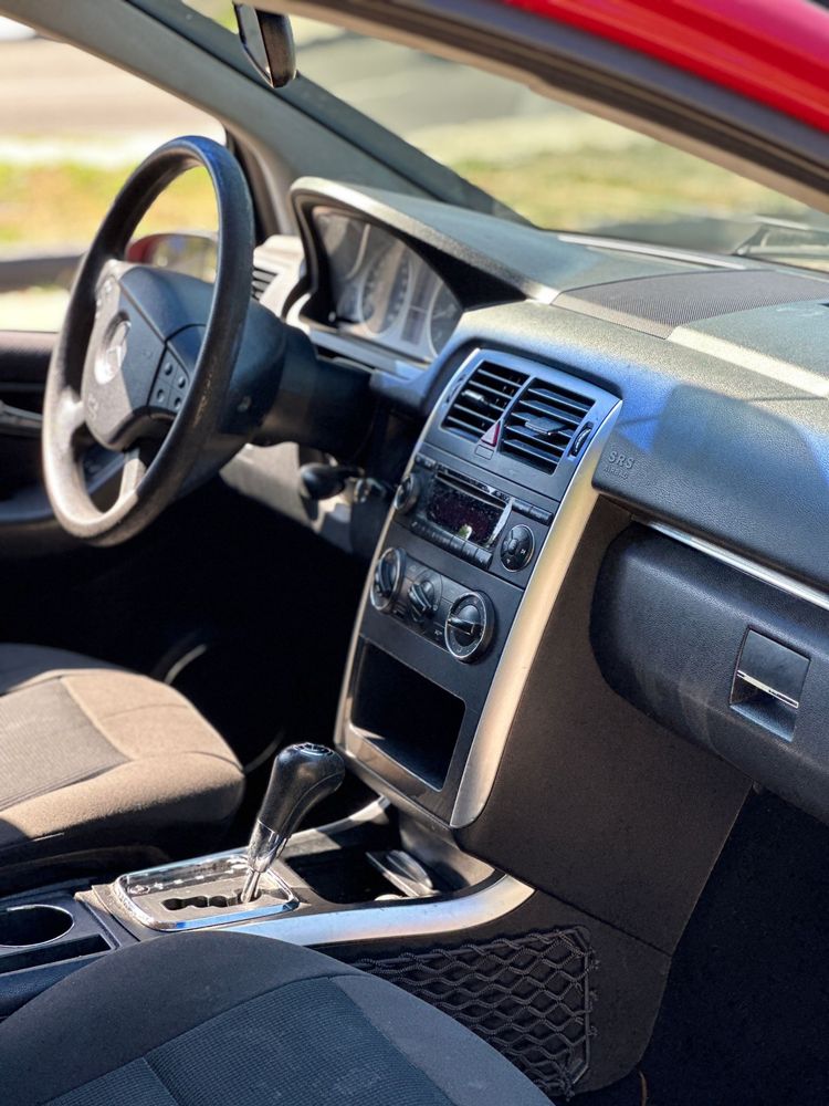 Mercedes B Classe automat benzina nu porneste