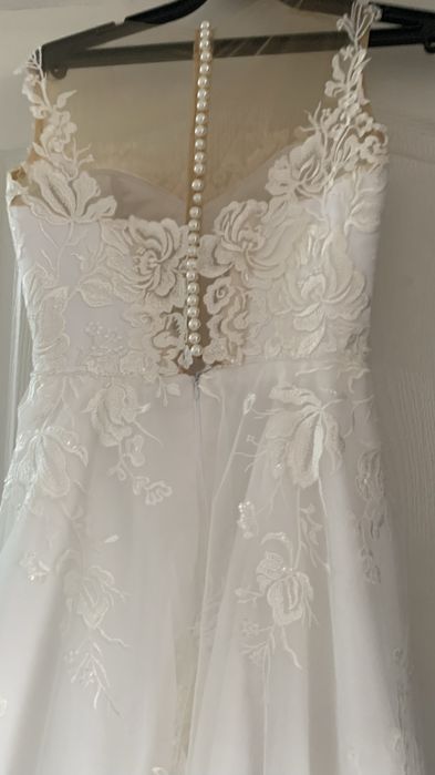 Пррдается свадебное платье