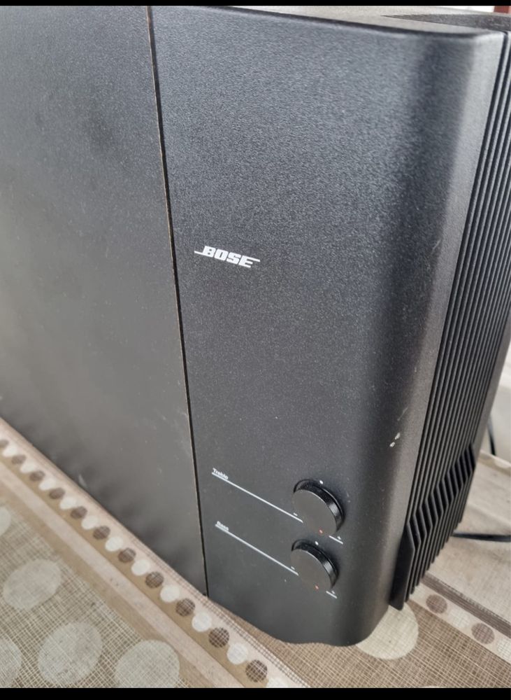 Bose acoustimass 3