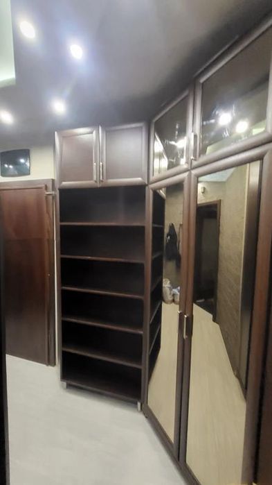 Тристаен, продажба, ж.к Банишора