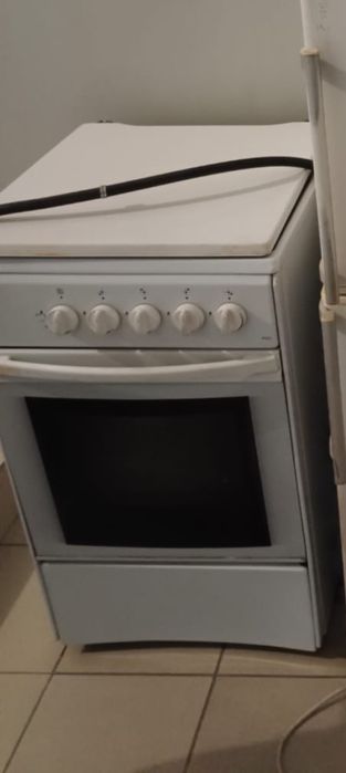 Газ плита продам срочно