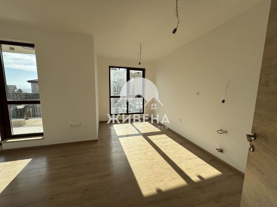 Продава се Двустаен апартамент в Варна, Бриз - 66 кв.м за 2652 €/кв.м - Снимка #3