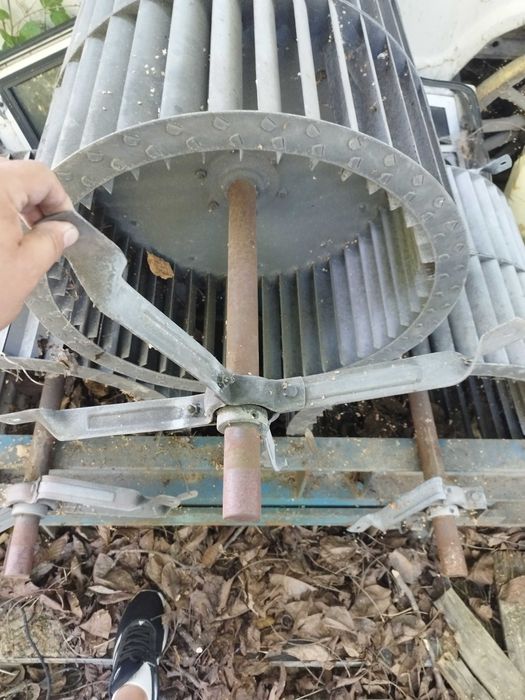 Palete turbina generator apa rău pârâu