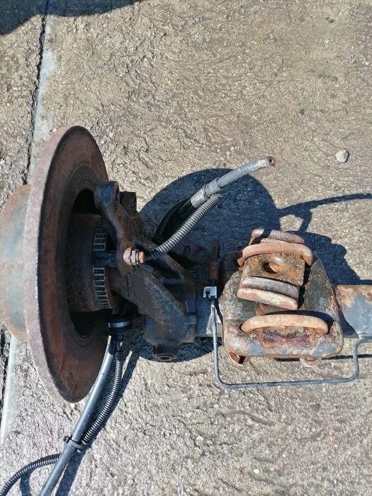 Butuc roata cu rulment stanga spate dreapta spate Nissan Interstar